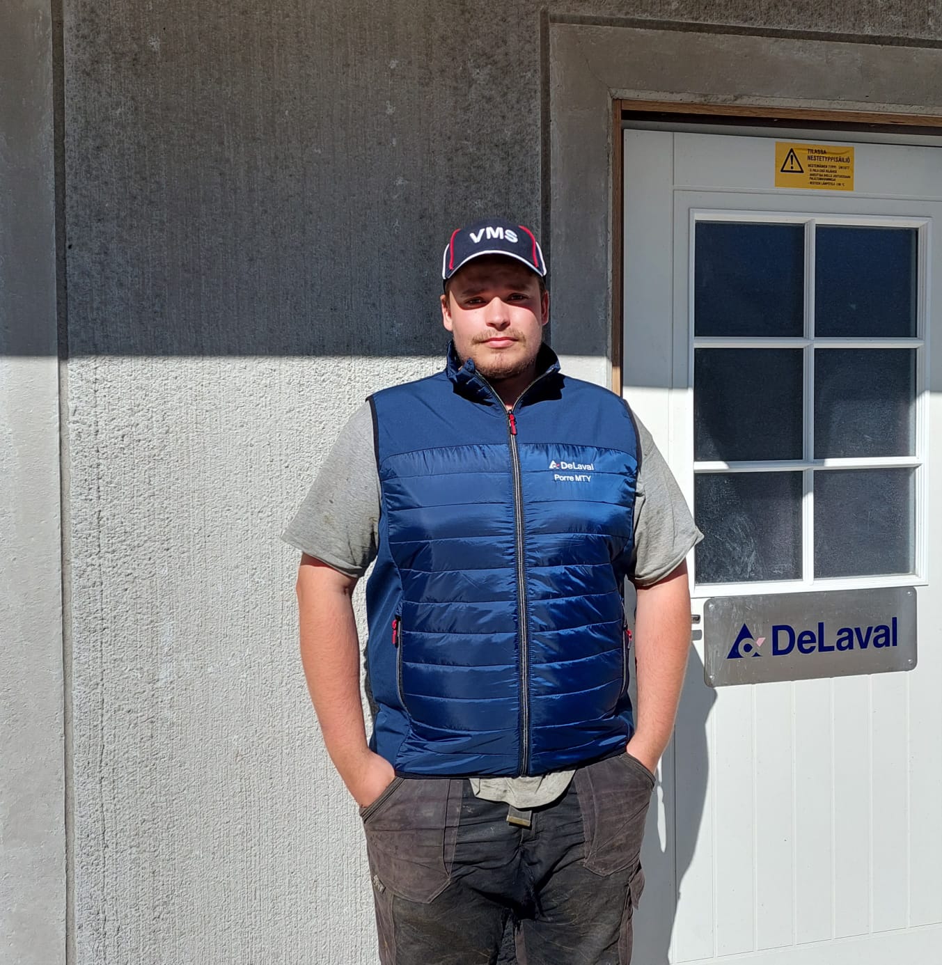 WhatsApp Image 2022-08-27 at 09.47.18.jpeg