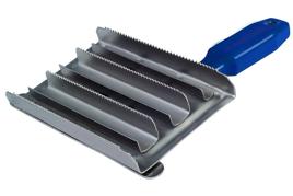 DeLaval metal curry comb Product image
