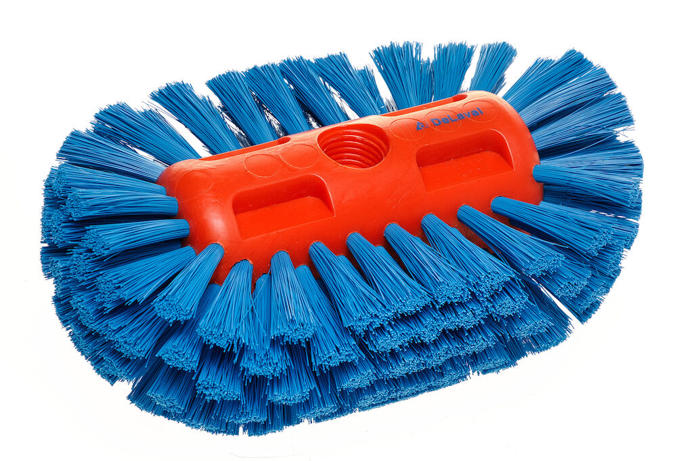 Tank brush