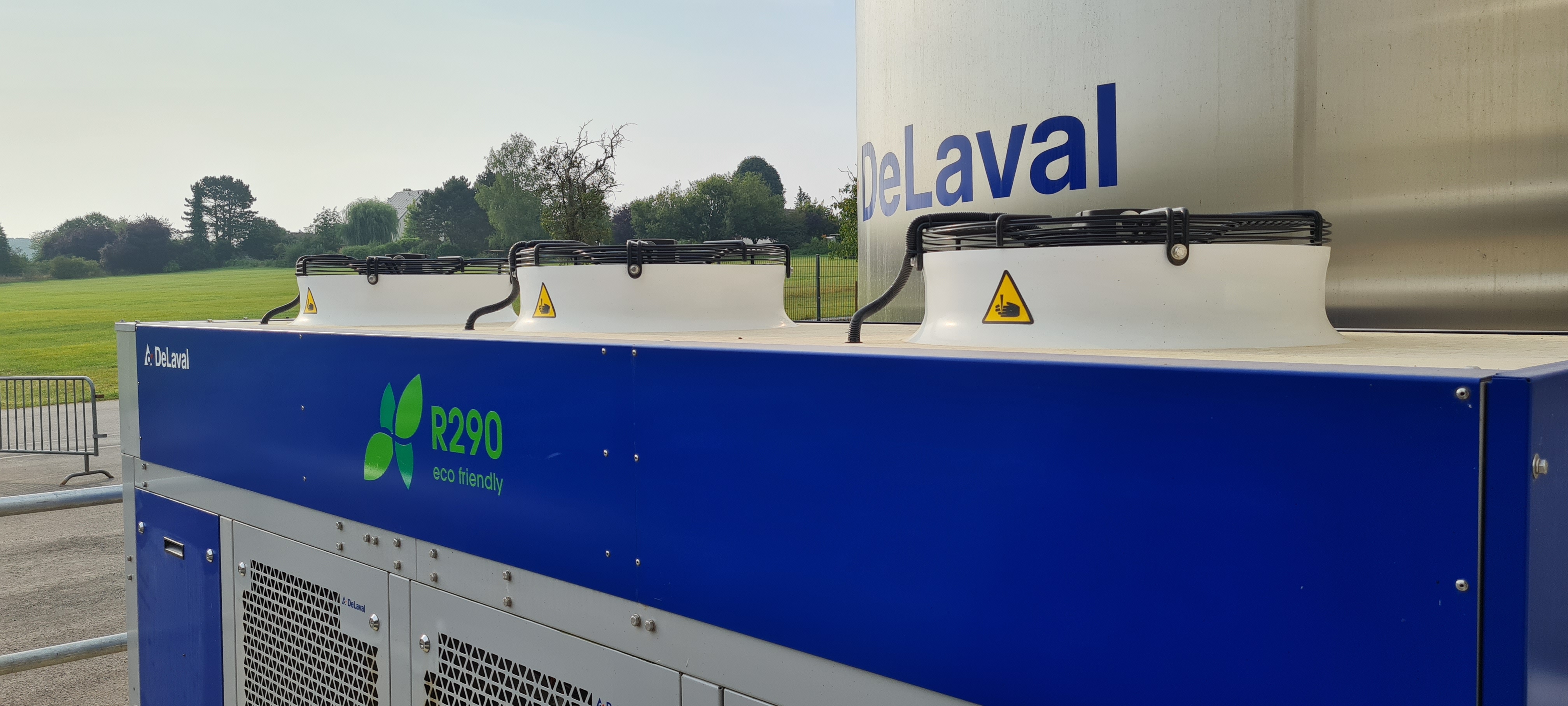 DeLaval Compact Water Chiller (CWC) met R290 Eco Friendly logo
