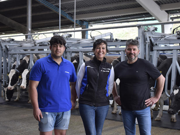 delaval-ganaderia-foxo-sala-ordeño-paralelo-p500-ganaderos-hnosfdez delaval-ganaderia-foxo-sala-ordeño-paralelo-p500-ganaderos-hnosfdez