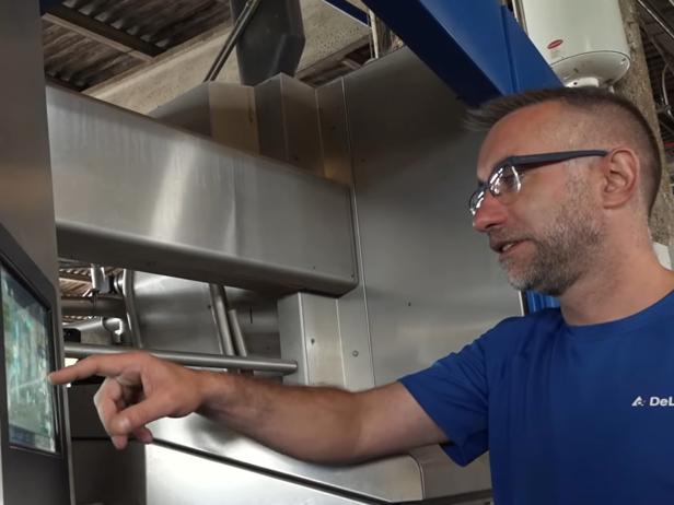 ganaderos DeLaval ganadería pardonelo robot de ordeño ganaderos DeLaval ganadería pardonelo robot de ordeño